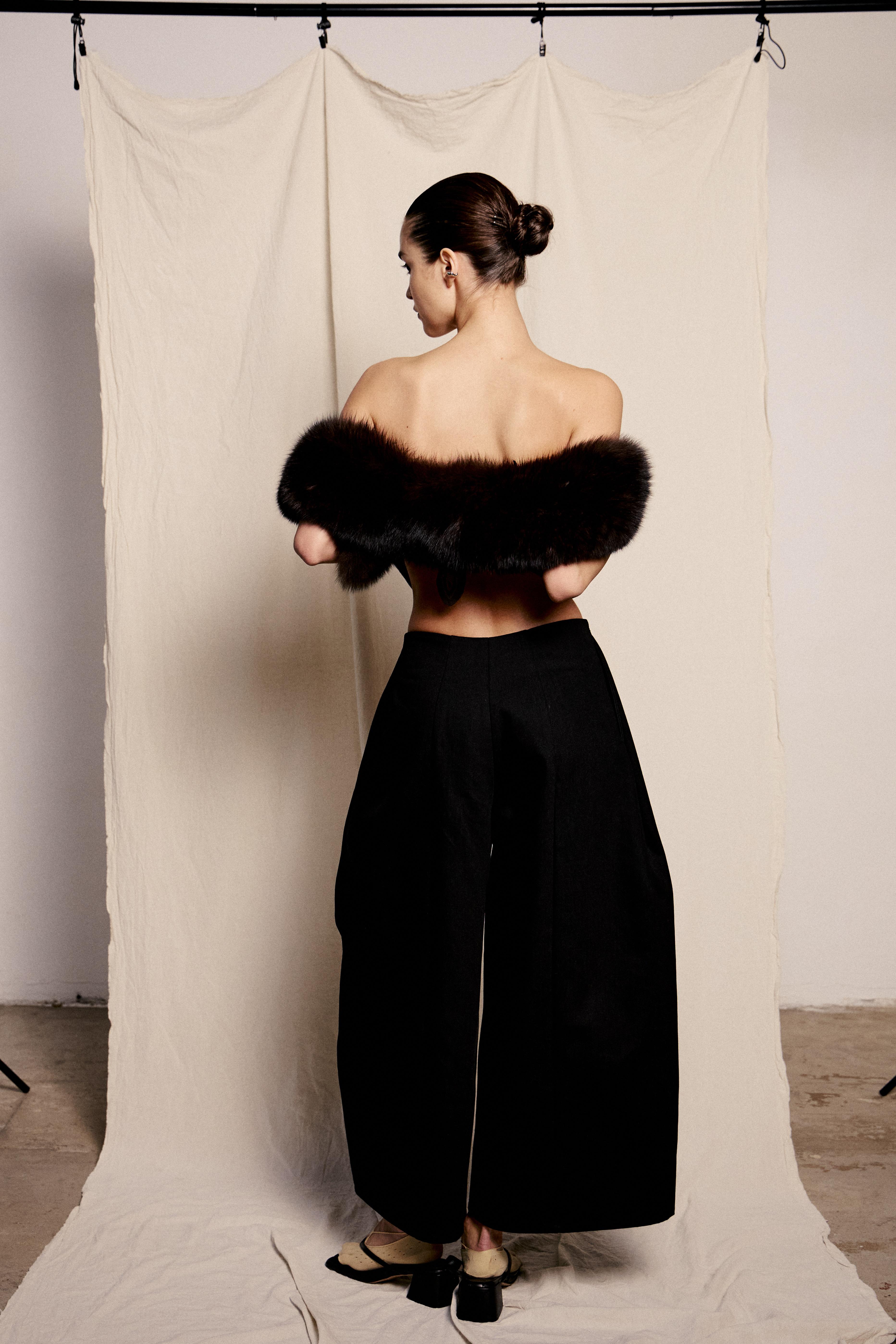 Samarina lookbook 2025 frame 4