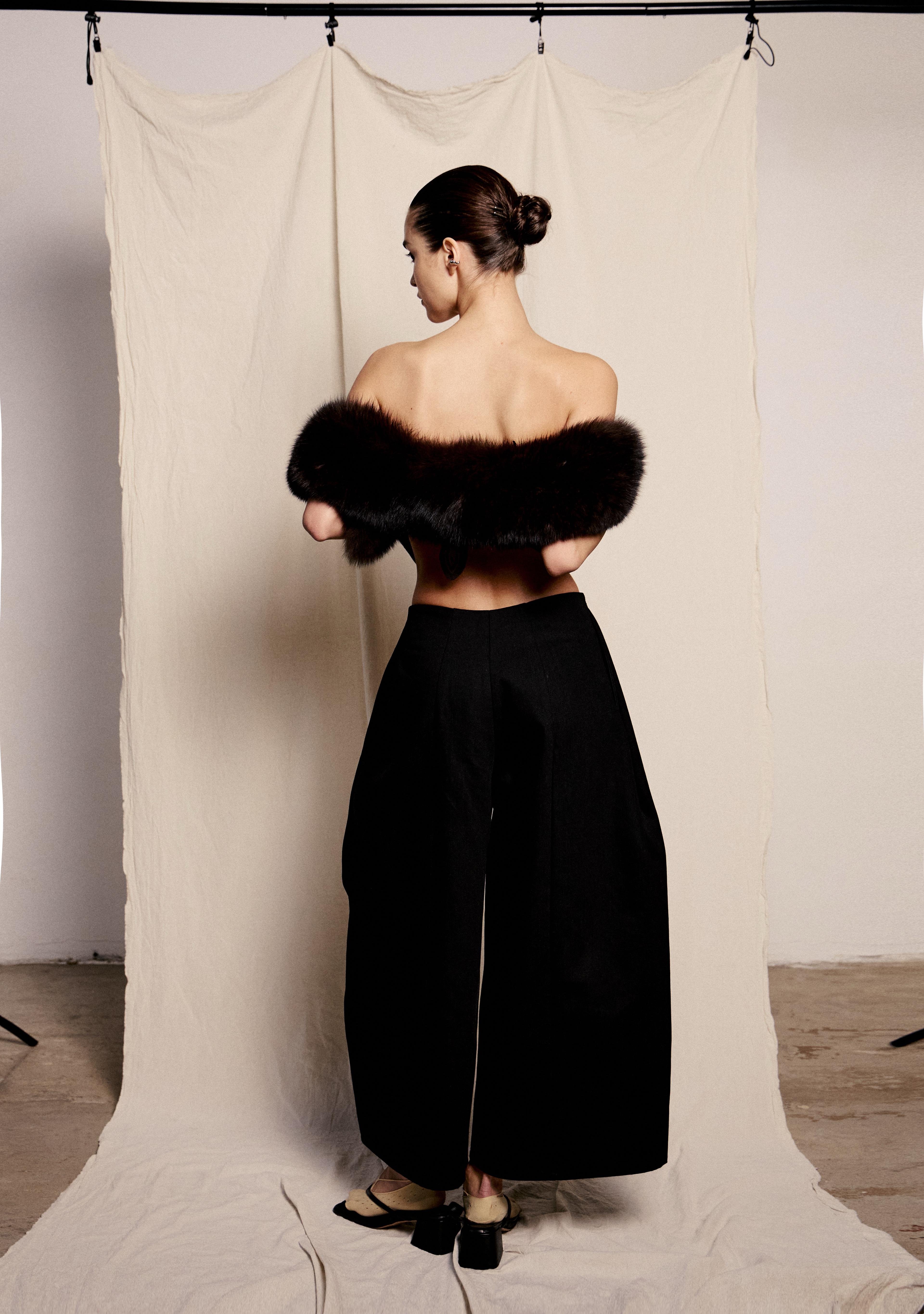 Samarina lookbook 2025 frame 7